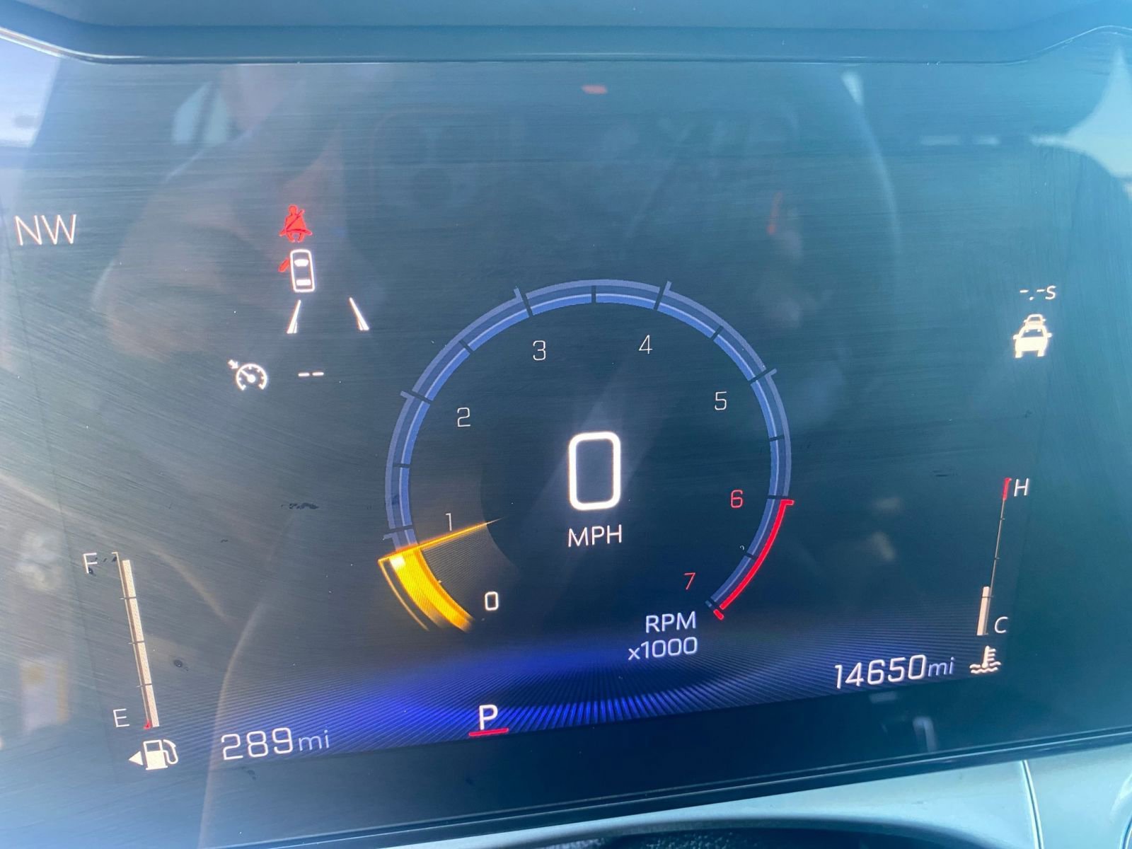 Used 2025 Chevrolet Trax LT image 40