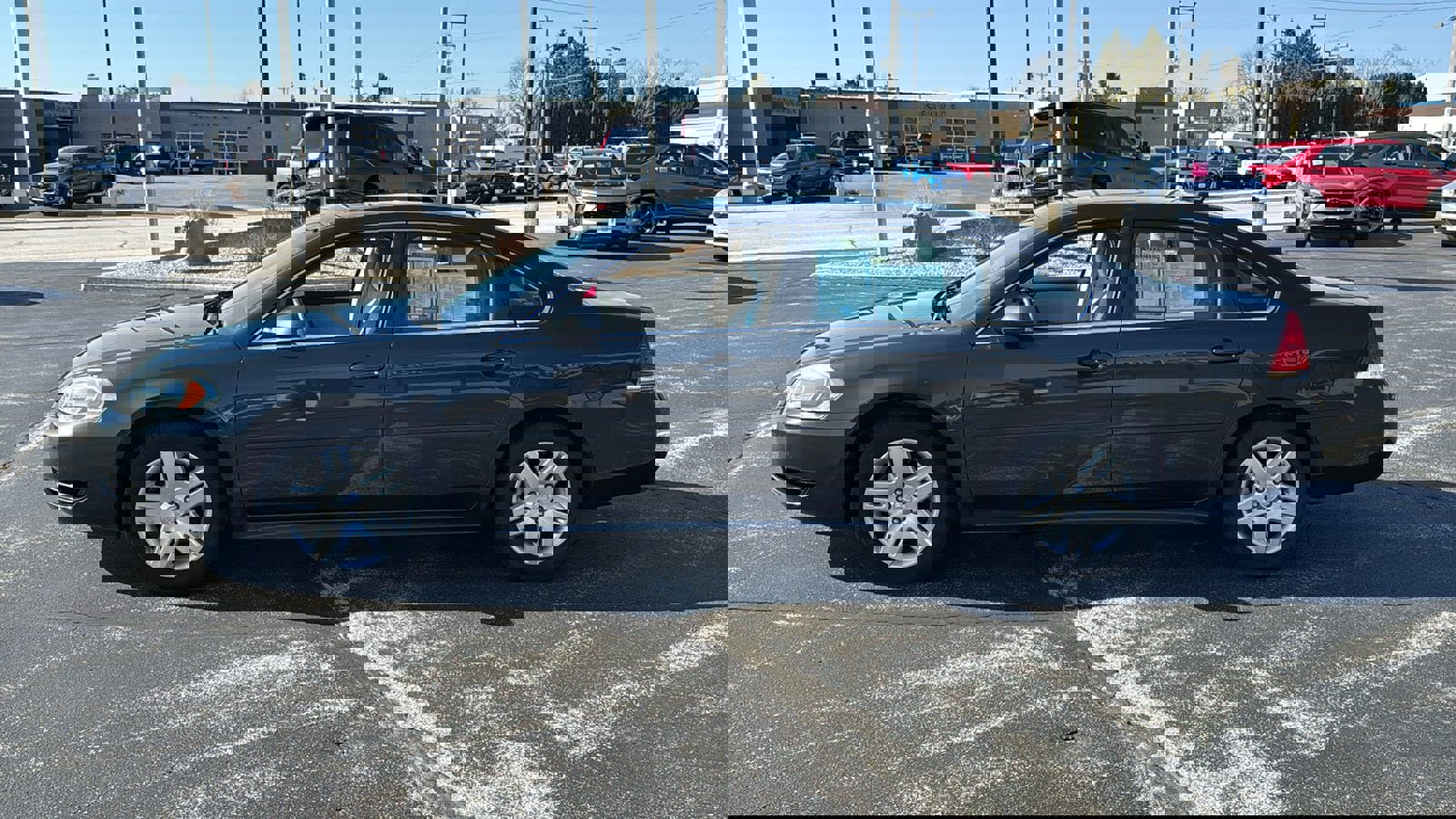 Used 2015 Chevrolet Impala LT w/ LT Sunroof Package image 5