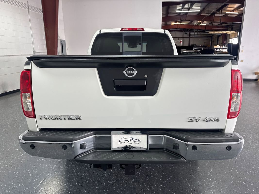 Used 2014 Nissan Frontier SV w/ SV Value Truck Package AWD/4WD image 5