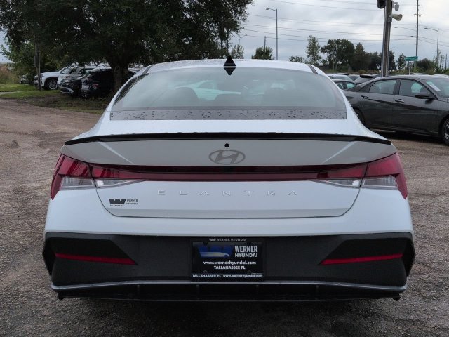New 2026 Hyundai Elantra SEL Sport FWD image 6