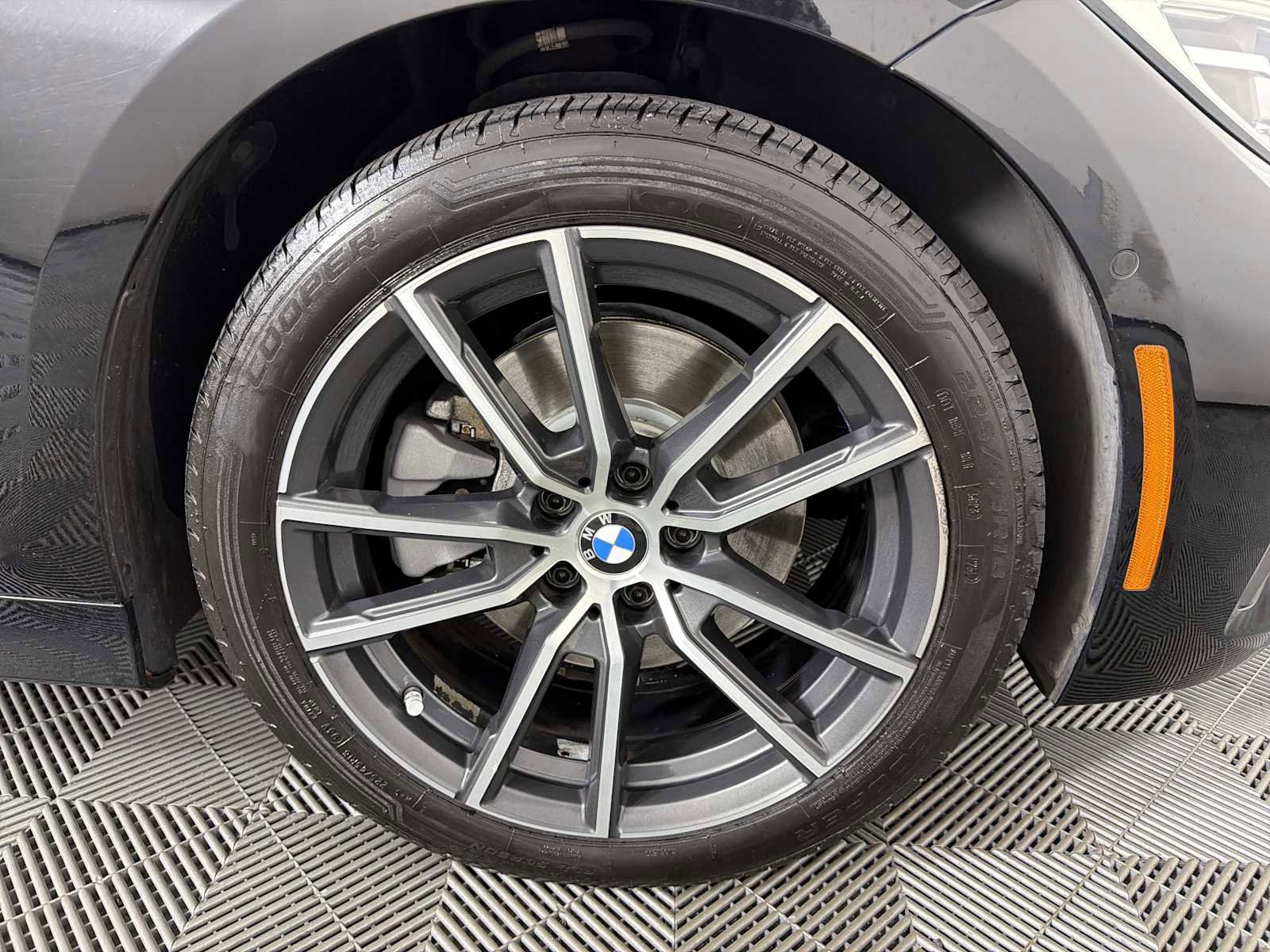 Used 2019 BMW 330i Sedan w/ Convenience Package RWD image 10