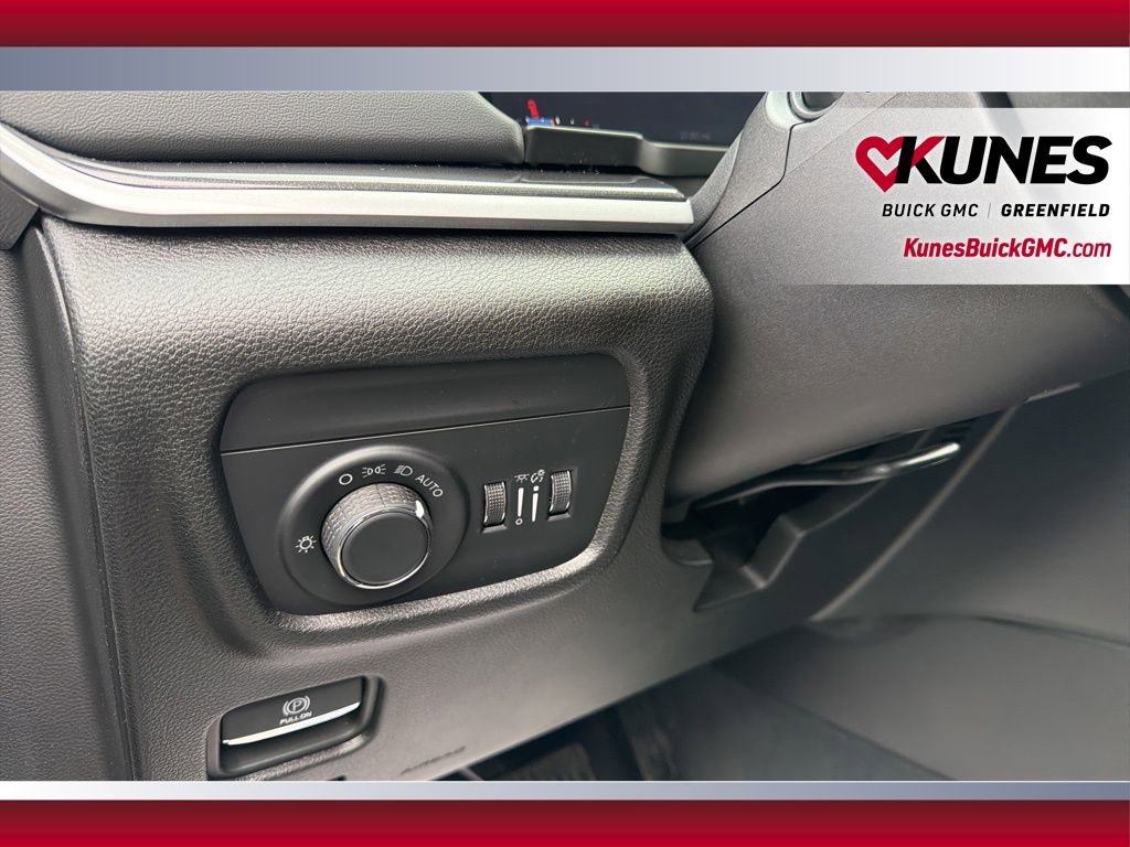 Used 2023 Jeep Grand Cherokee L Laredo image 18