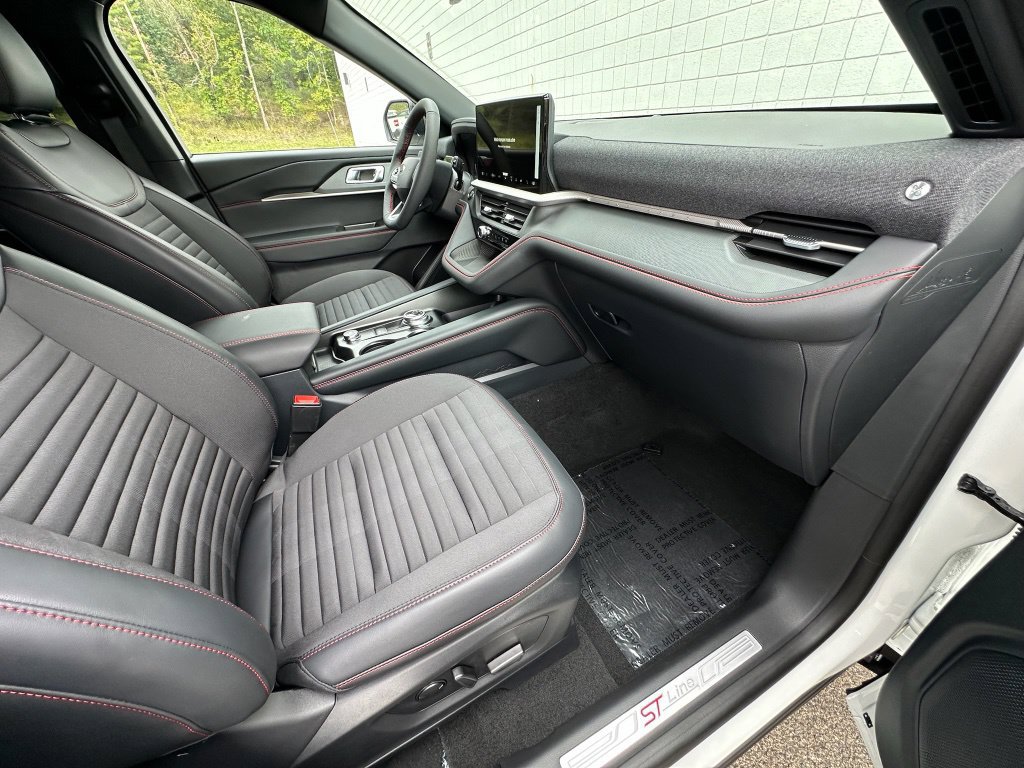 New 2027 Ford Explorer ST-Line w/ Premium Package AWD/4WD image 21