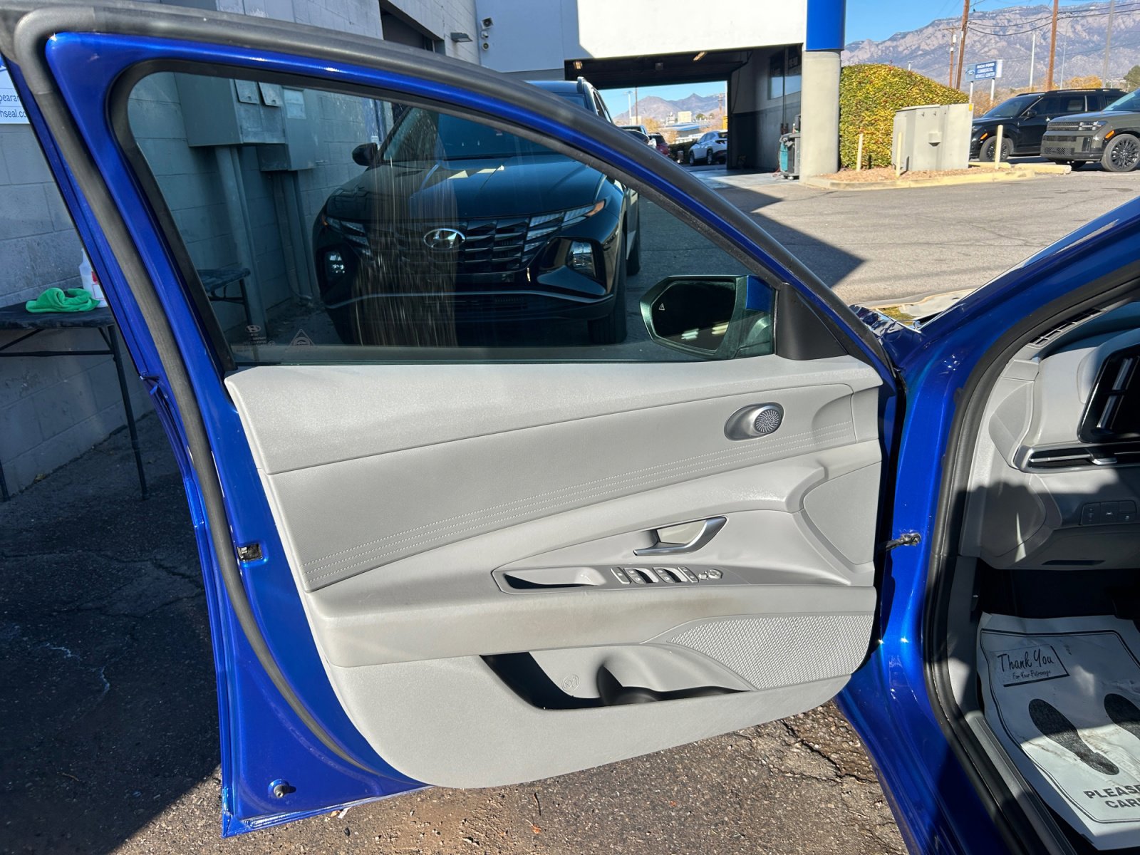 Used 2022 Hyundai Elantra SEL image 14