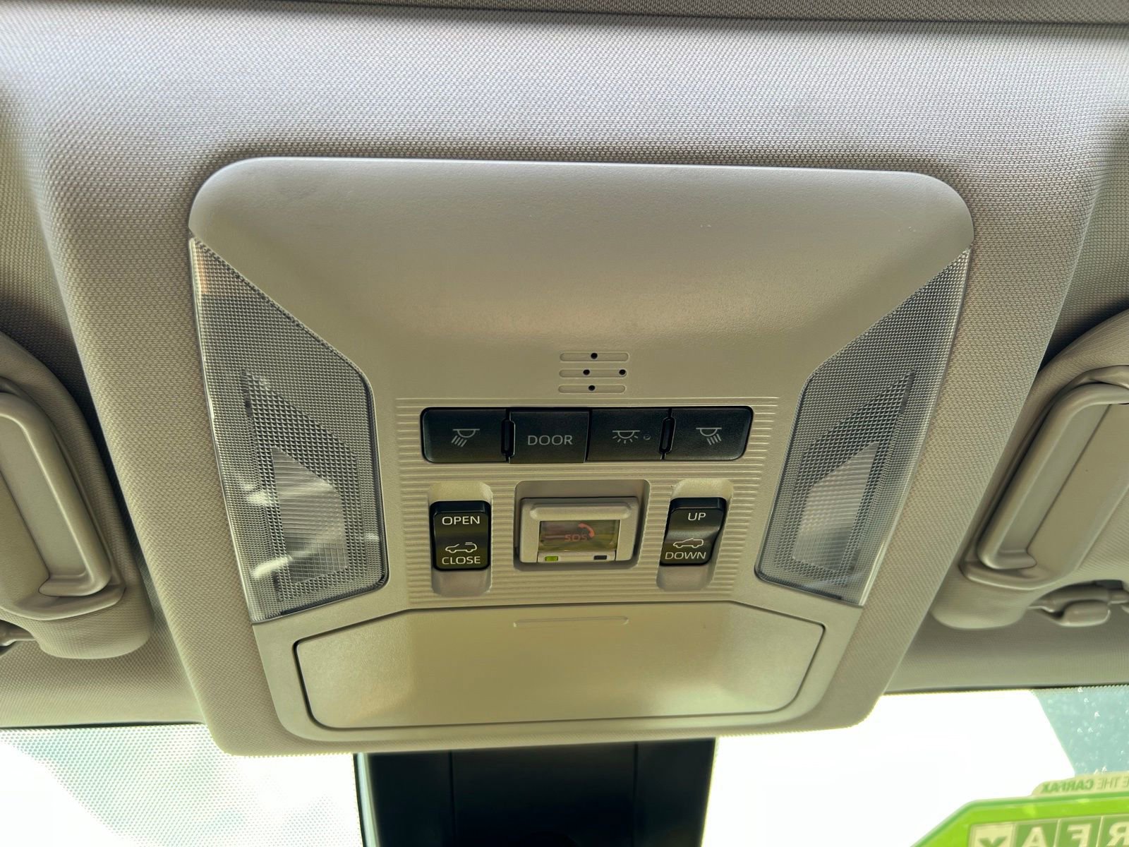 Used 2022 Toyota RAV4 XLE Premium image 33