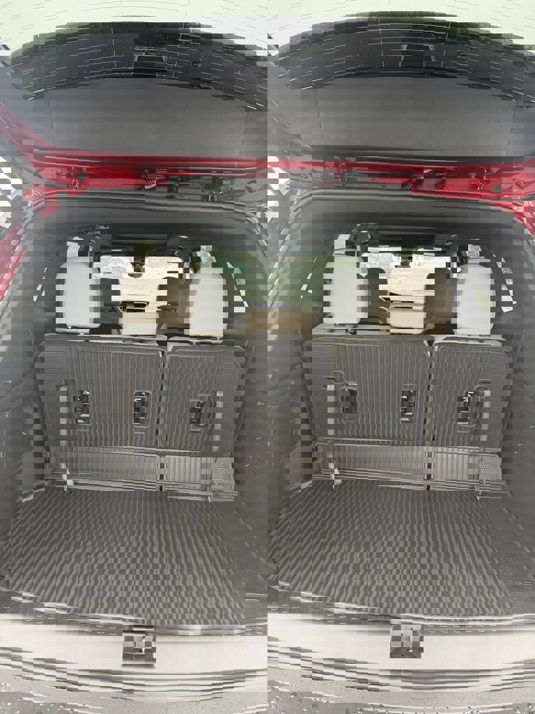 New 2026 GMC Acadia Elevation w/ Elevation Premium Package image 4