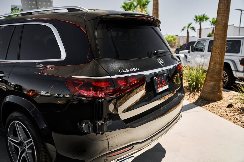 Used 2025 Mercedes-Benz GLS 450 4MATIC image 7