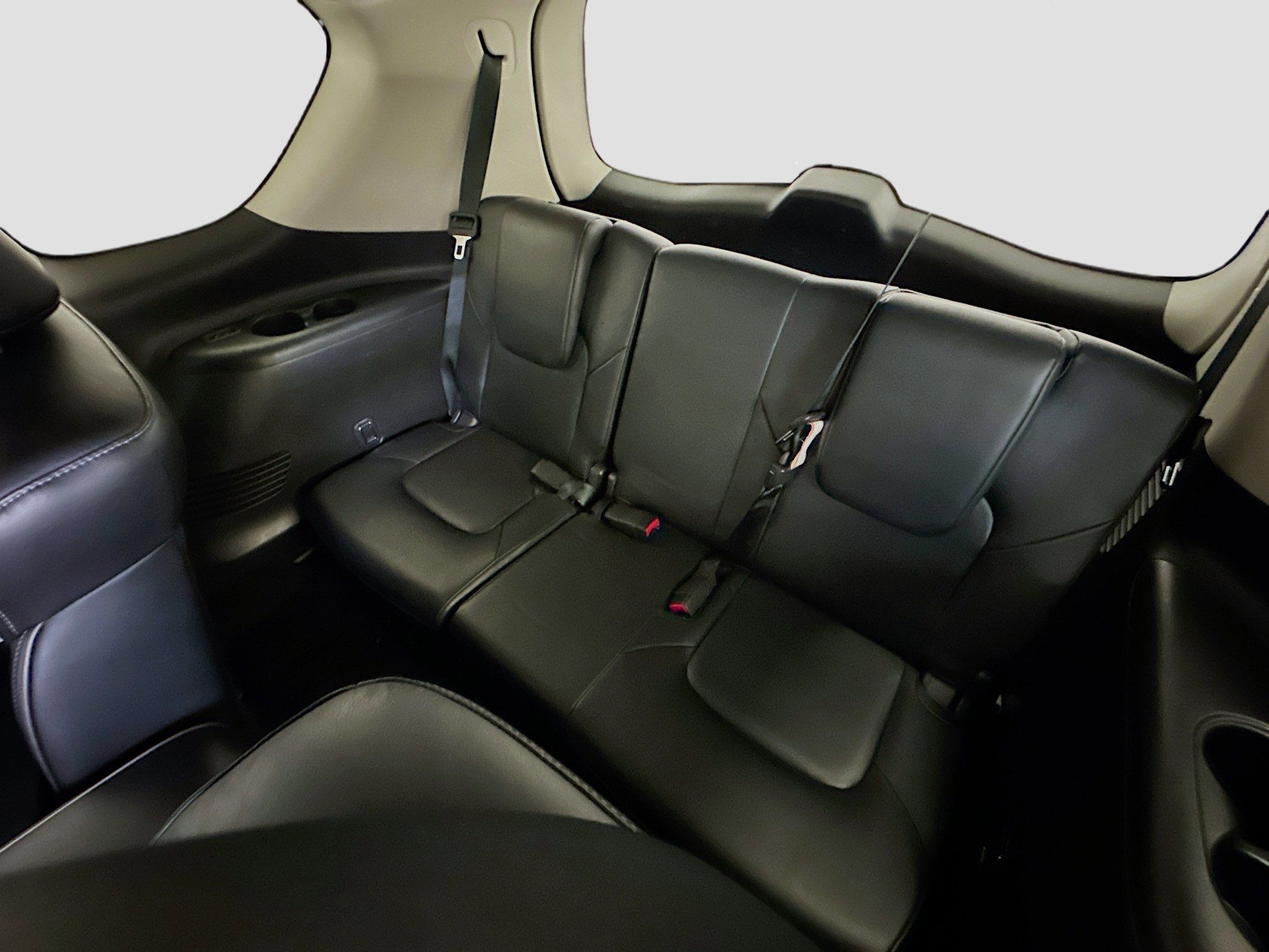 Used 2024 INFINITI QX80 Luxe image 31