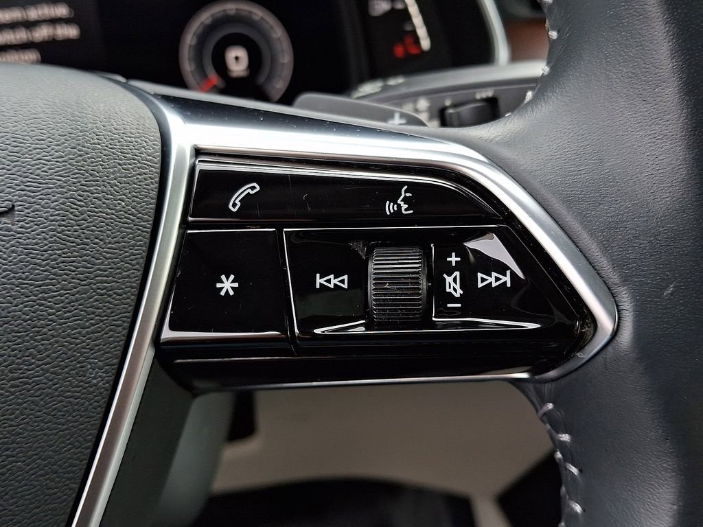 Used 2020 Audi A6 2.0T Premium Plus image 24