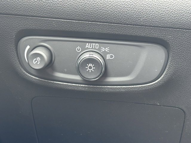 Certified 2024 Buick Encore GX Preferred w/ Comfort Package image 24