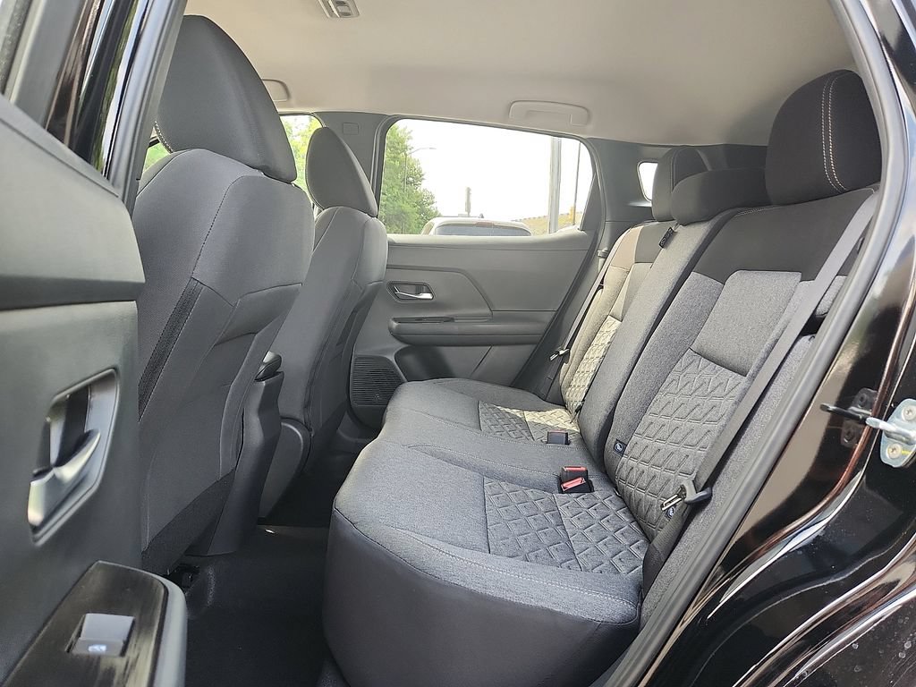 New 2026 Nissan Kicks SV AWD/4WD image 5