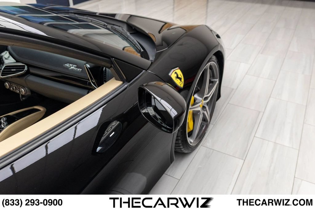 Used 2015 Ferrari 458 Spider RWD image 33