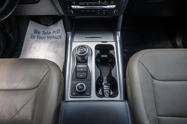 Used 2020 Ford Explorer Limited image 33