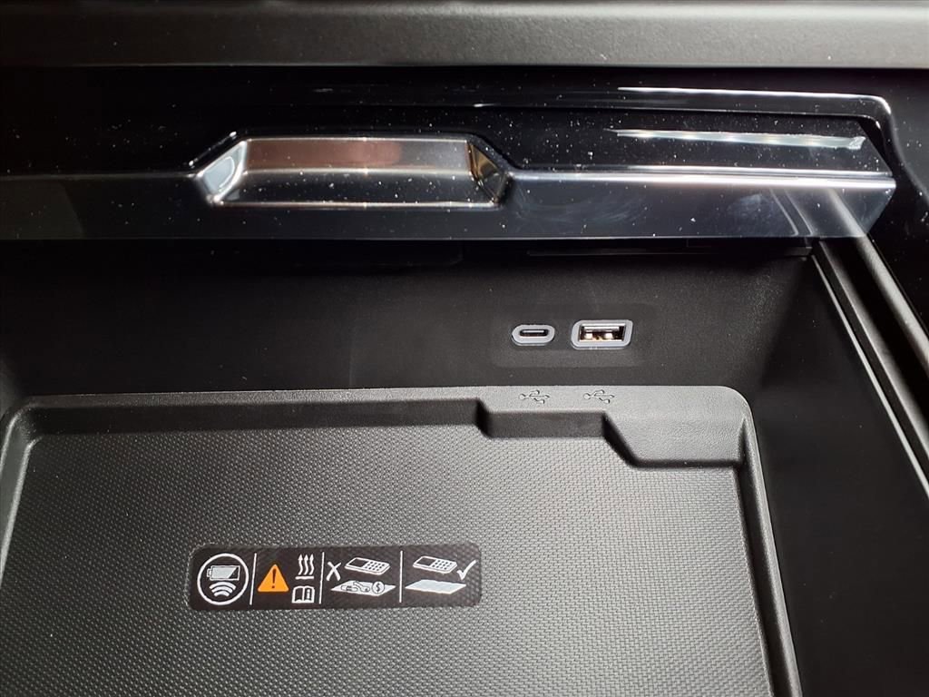 New 2026 GMC Yukon Denali w/ Denali Reserve Package image 19