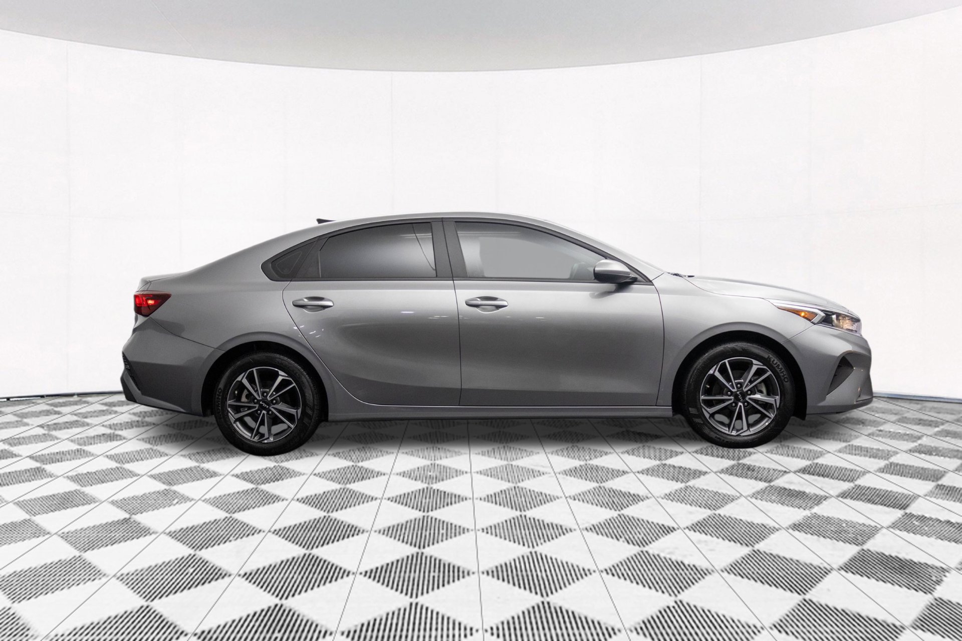 Used 2023 Kia Forte LXS FWD image 45