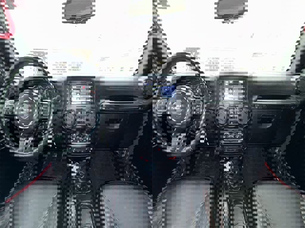 Used 2017 Jeep Wrangler Unlimited Rubicon image 18