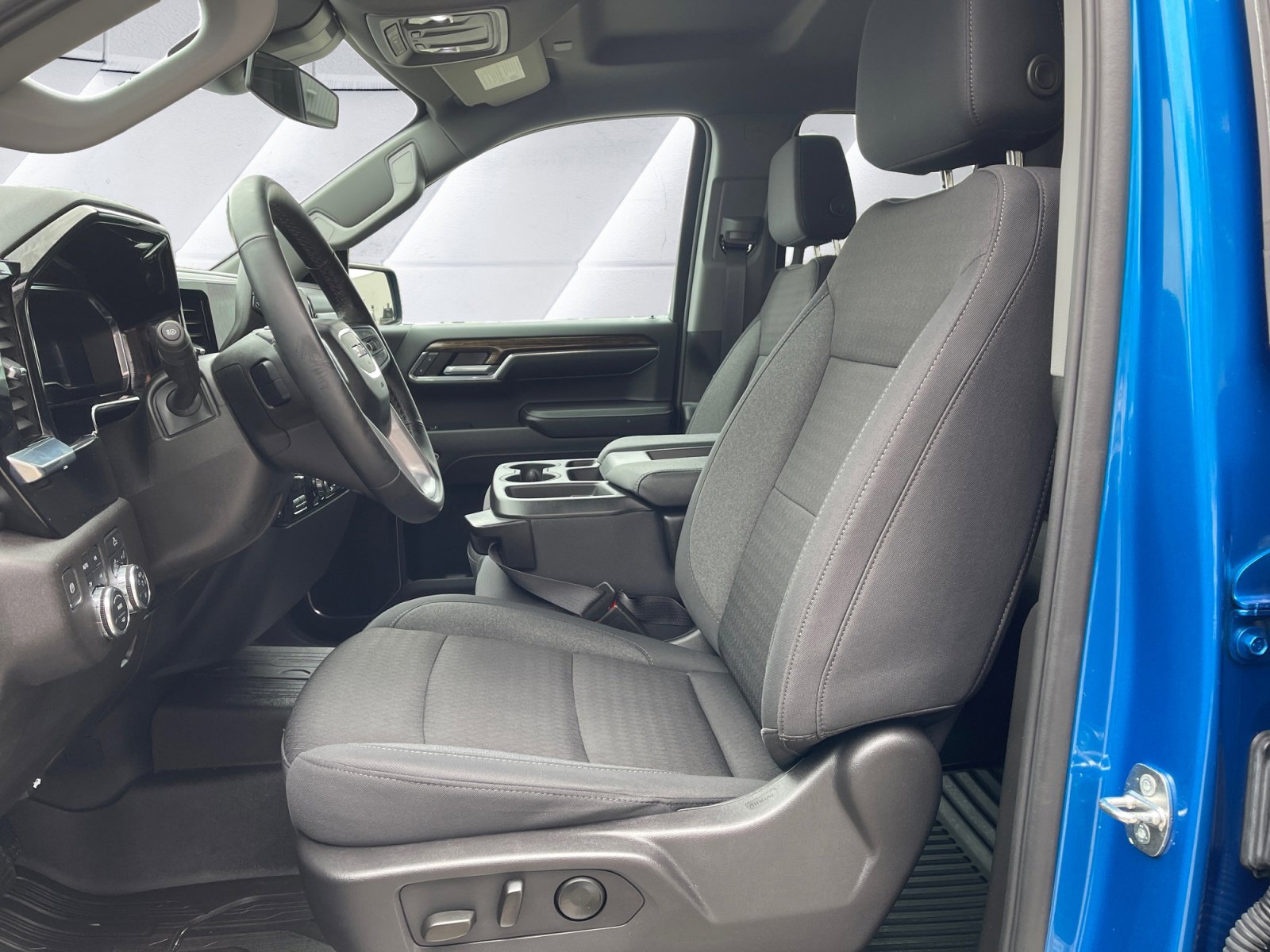 Certified 2024 GMC Sierra 1500 Elevation w/ X31 Off-Road Package image 10