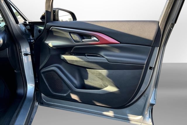 Certified 2025 Chevrolet Equinox EV RS AWD/4WD image 23