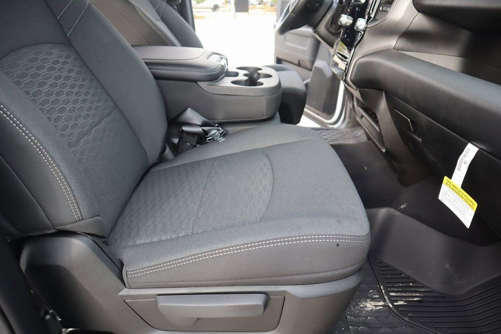 New 2025 RAM 2500 Tradesman AWD/4WD image 13