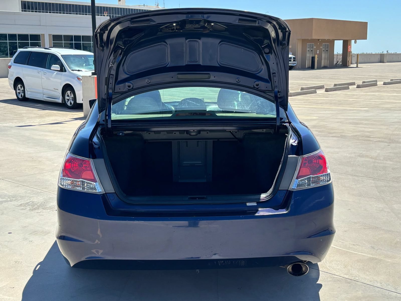 Used 2008 Honda Accord EX-L image 8