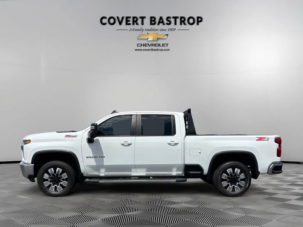 Used 2023 Chevrolet Silverado 2500 LT w/ Convenience Package image 3