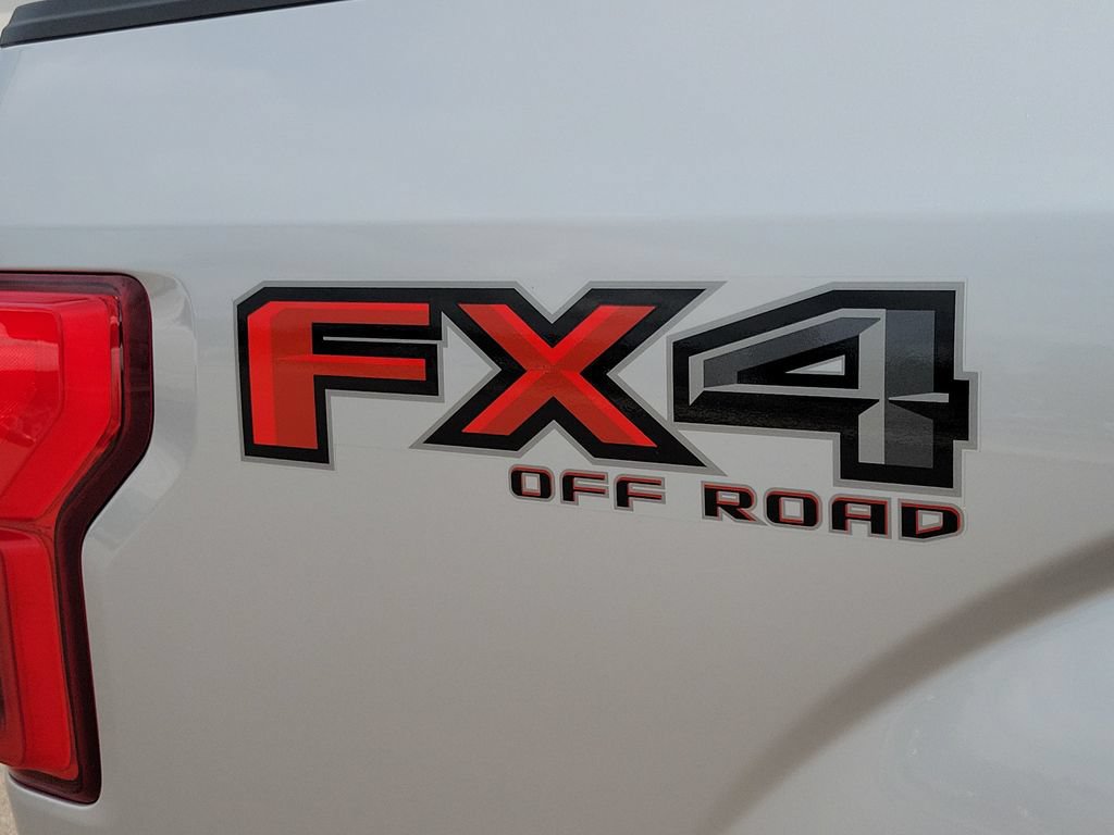 Certified 2019 Ford F150 Platinum w/ Equipment Group 701A Luxury AWD/4WD image 7