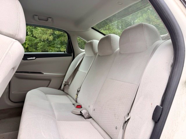 Used 2006 Chevrolet Impala LT FWD image 26
