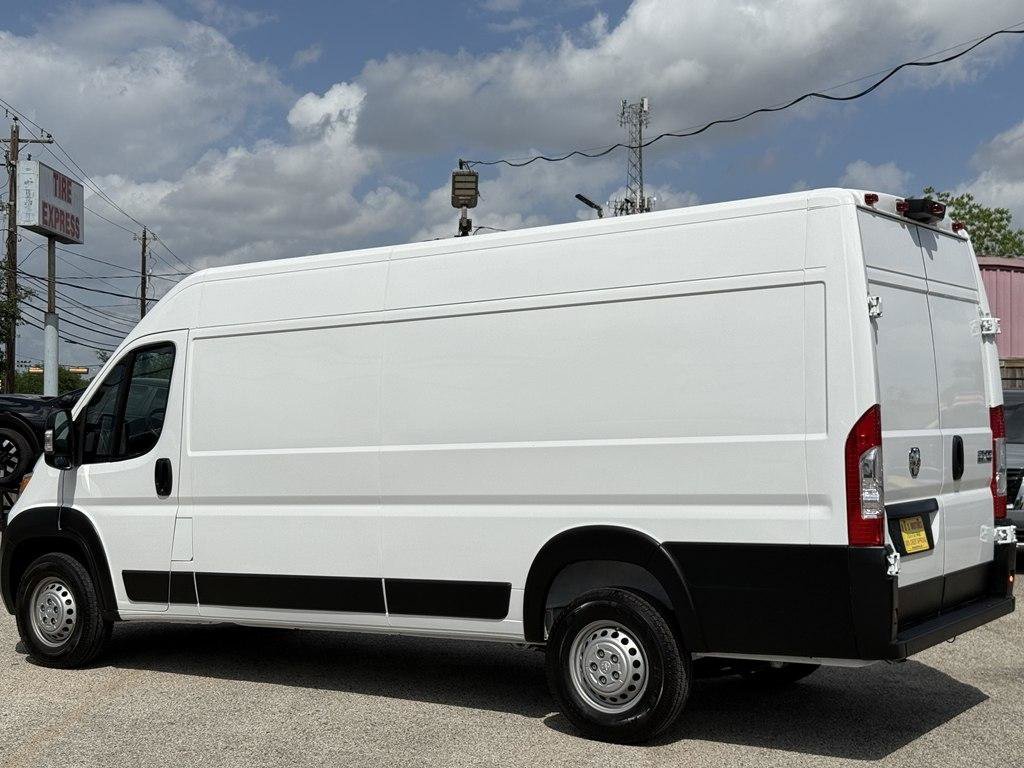 Used 2025 RAM ProMaster 3500 w/ Safety Group FWD image 9