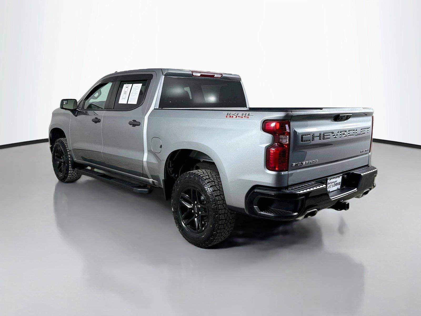 Used 2024 Chevrolet Silverado 1500 Custom Trail Boss AWD/4WD image 10