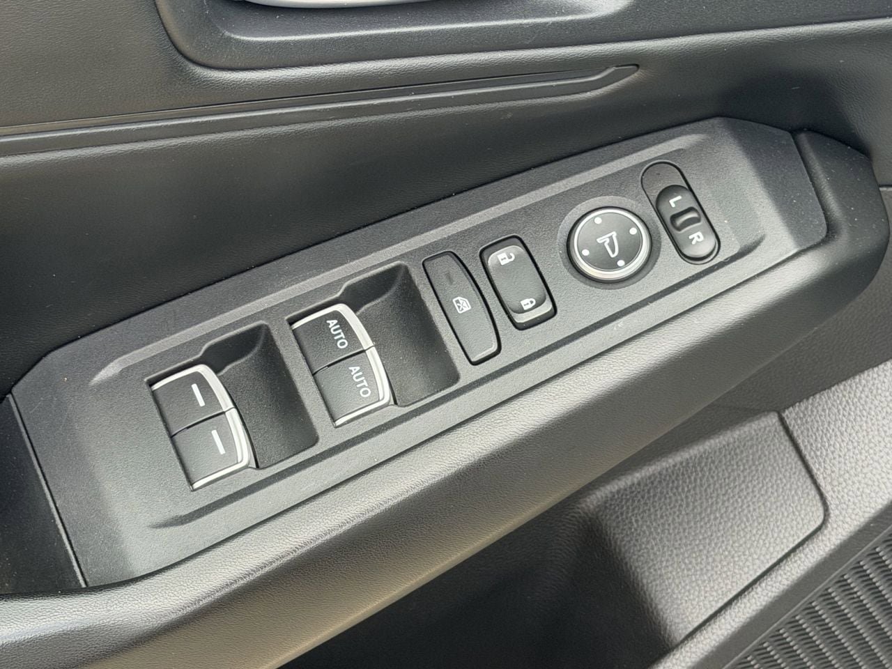 Used 2023 Honda Accord EX image 24
