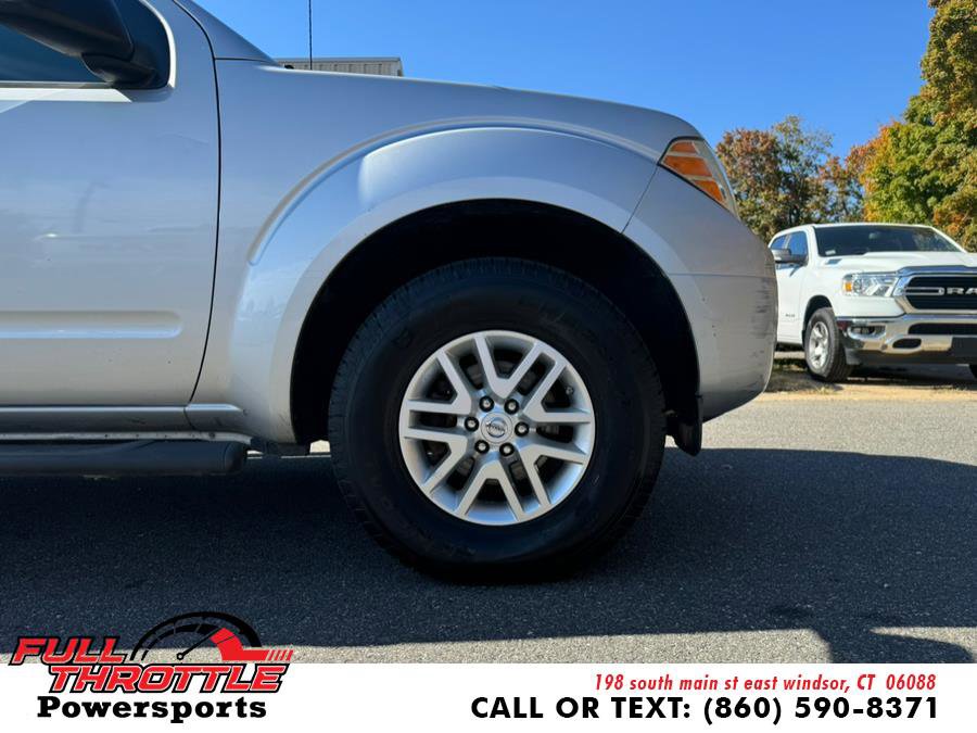 Used 2014 Nissan Frontier SV image 27