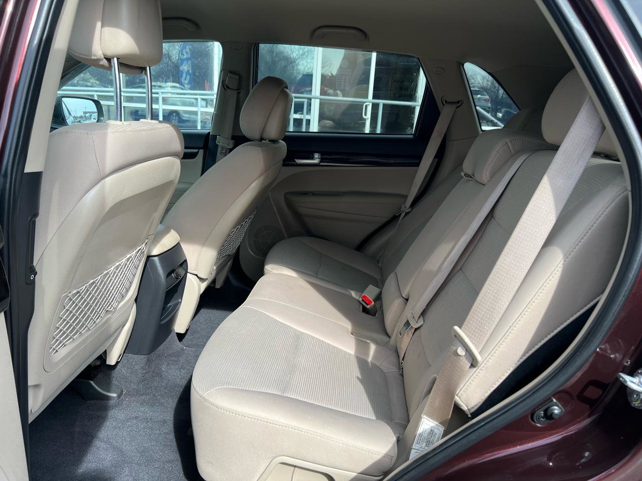 Used 2015 Kia Sorento LX image 12