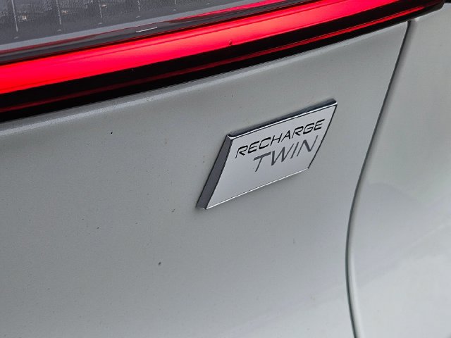 Certified 2023 Volvo C40 P8 Recharge Ultimate AWD/4WD image 11