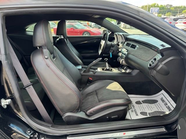 Used 2012 Chevrolet Camaro ZL1 RWD image 9