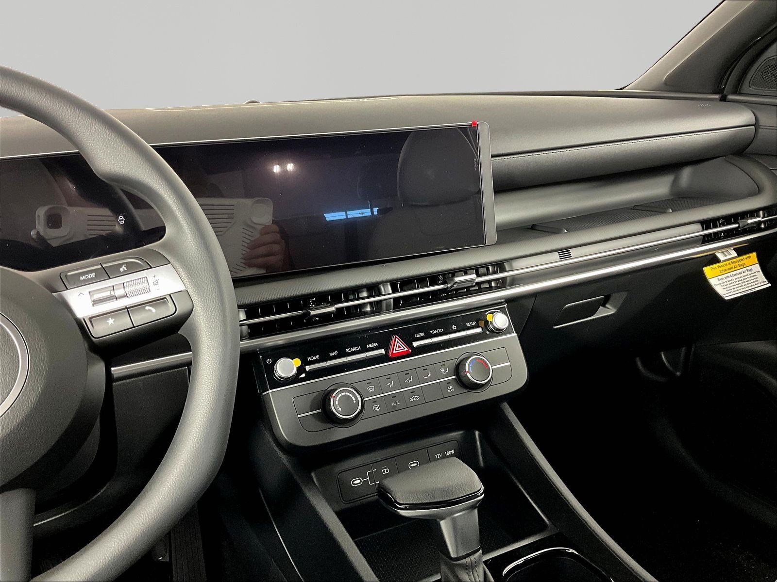 New 2027 Hyundai Santa Cruz SE AWD/4WD image 11