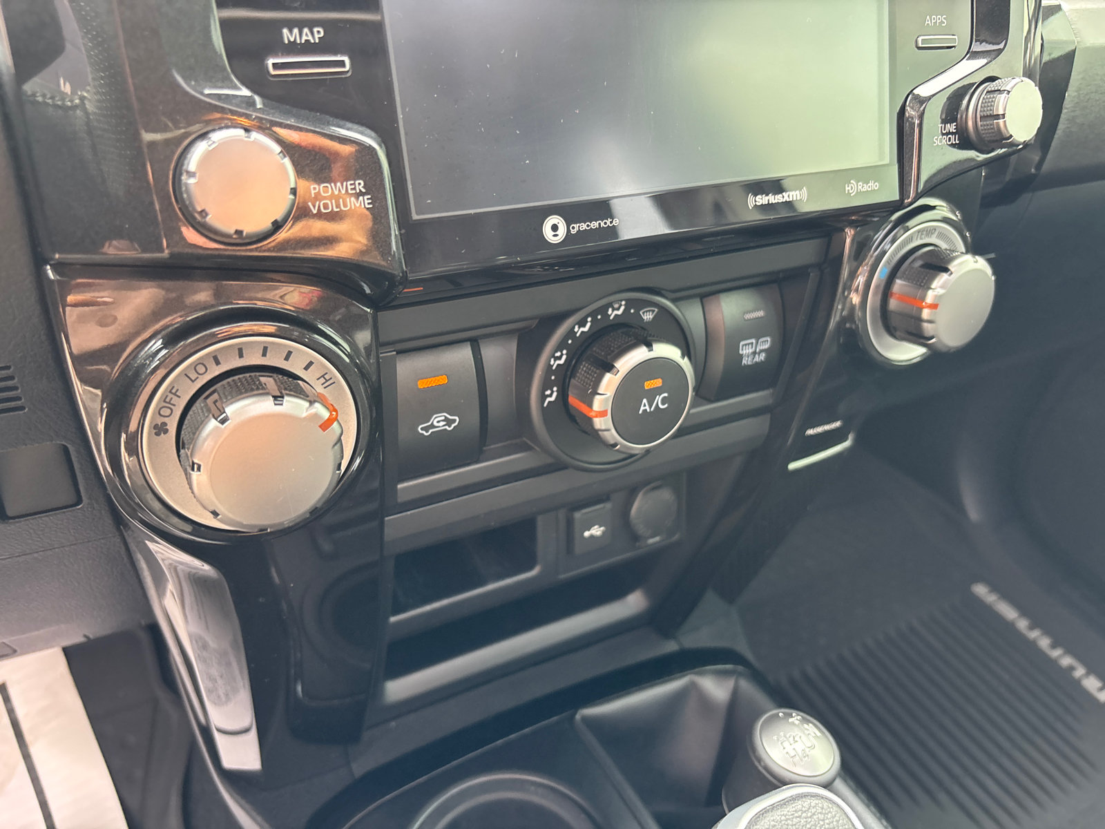 Used 2020 Toyota 4Runner TRD Off-Road Premium w/ Moonroof Package AWD/4WD image 21