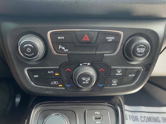 Used 2018 Jeep Compass Limited w/ Navigation Group AWD/4WD image 21
