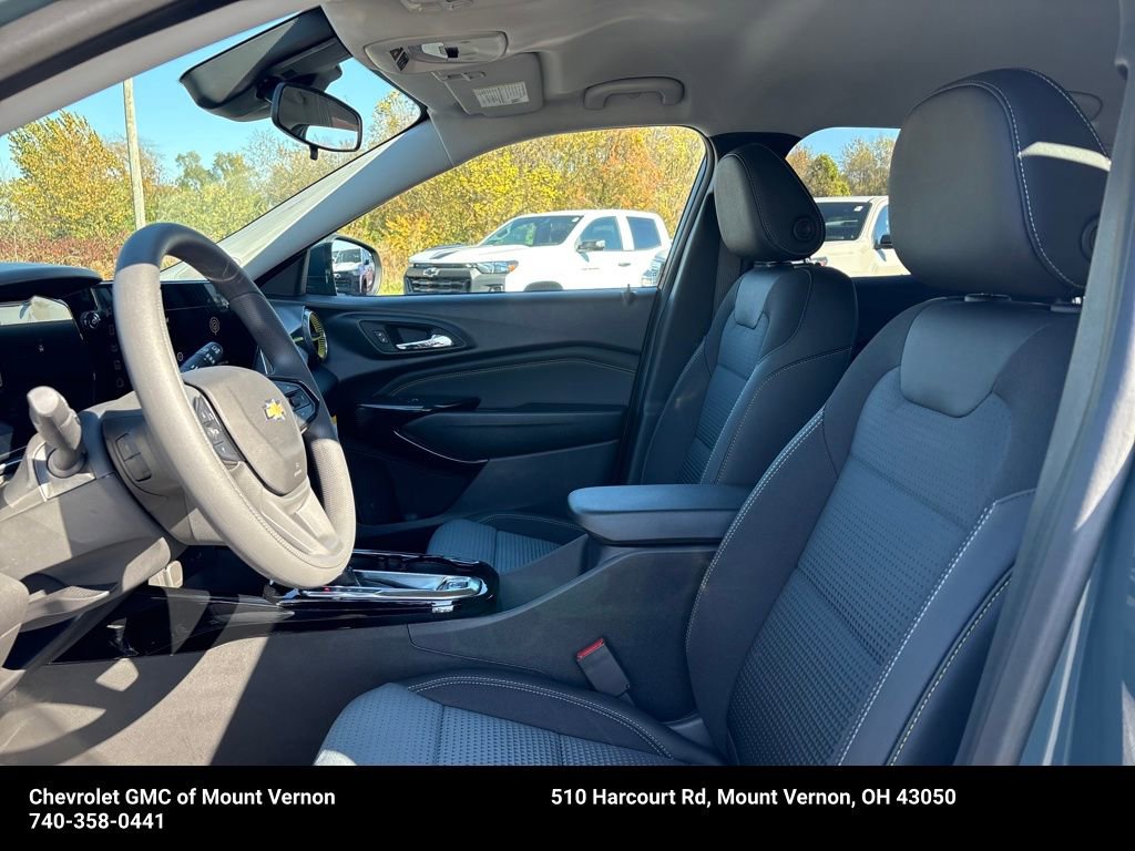 New 2026 Chevrolet Trax LT image 9