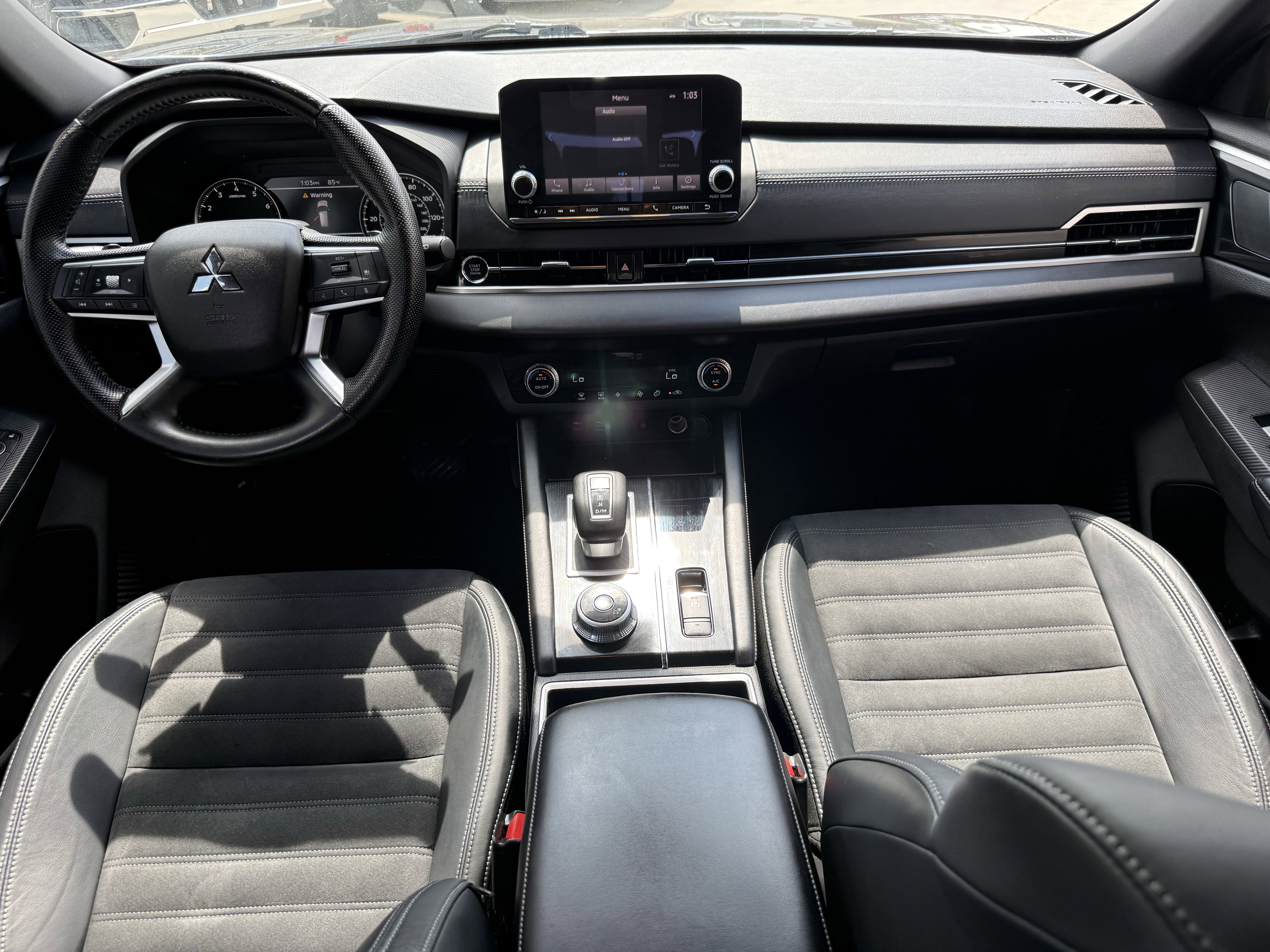 Used 2022 Mitsubishi Outlander SE image 13