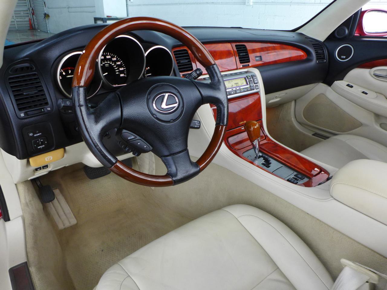 Used 2006 Lexus SC 430 Convertible image 18