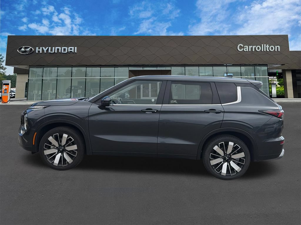Used 2025 Mitsubishi Outlander SE FWD image 8