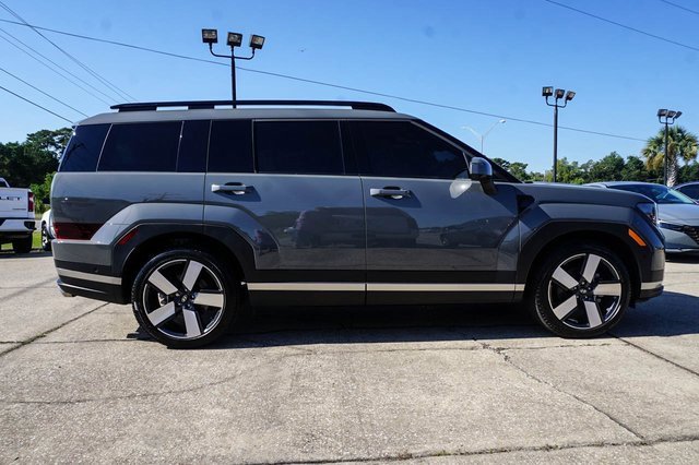 Used 2025 Hyundai Santa Fe Limited image 3