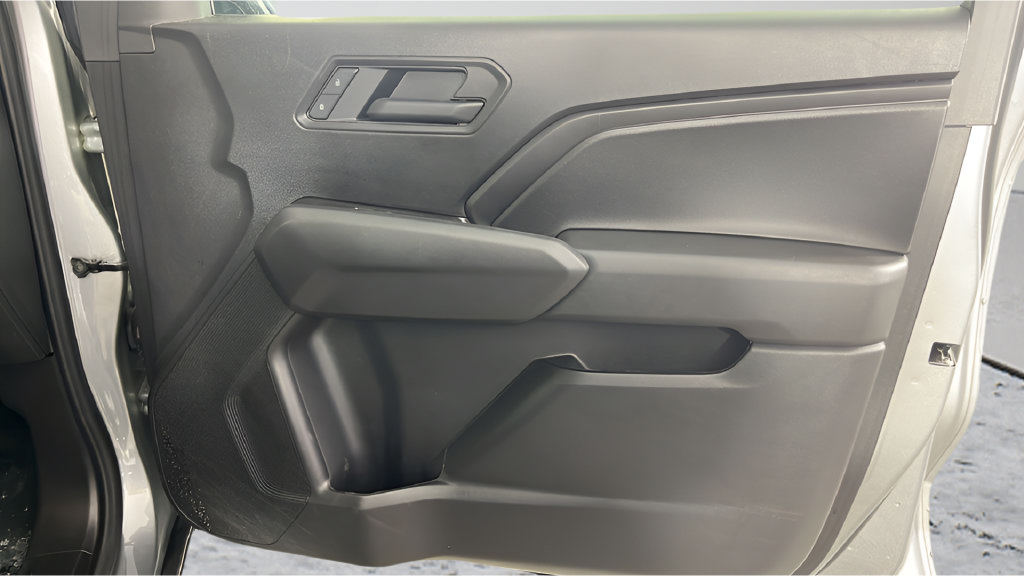 Used 2025 Chevrolet Colorado Trail Boss AWD/4WD image 21