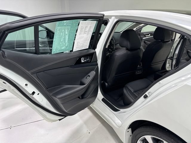 Used 2022 Nissan Maxima Platinum FWD image 23