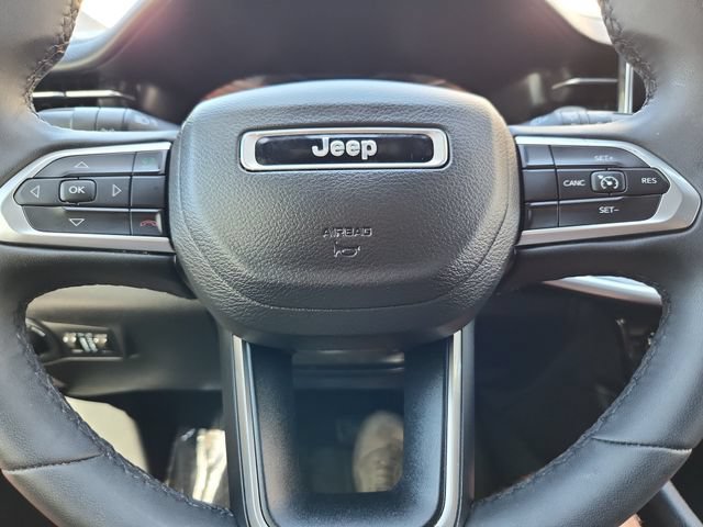 Used 2023 Jeep Compass Latitude AWD/4WD image 25