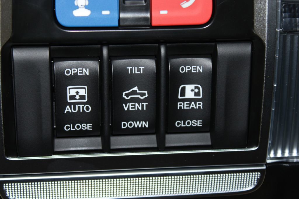 Used 2024 RAM 2500 Limited image 58