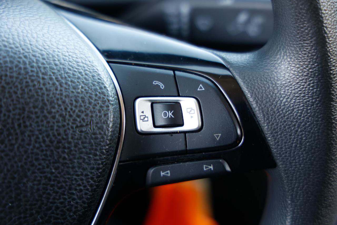 Used 2017 Volkswagen Passat 1.8T S image 25