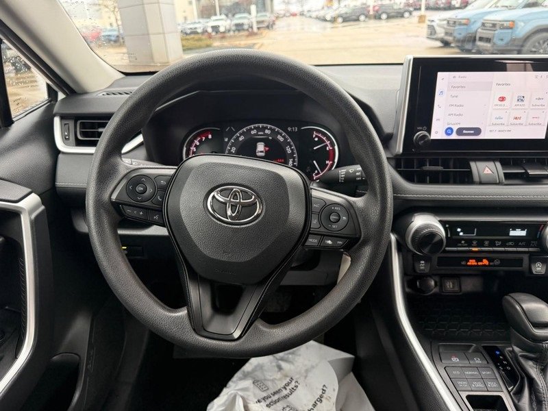 Used 2024 Toyota RAV4 LE image 14