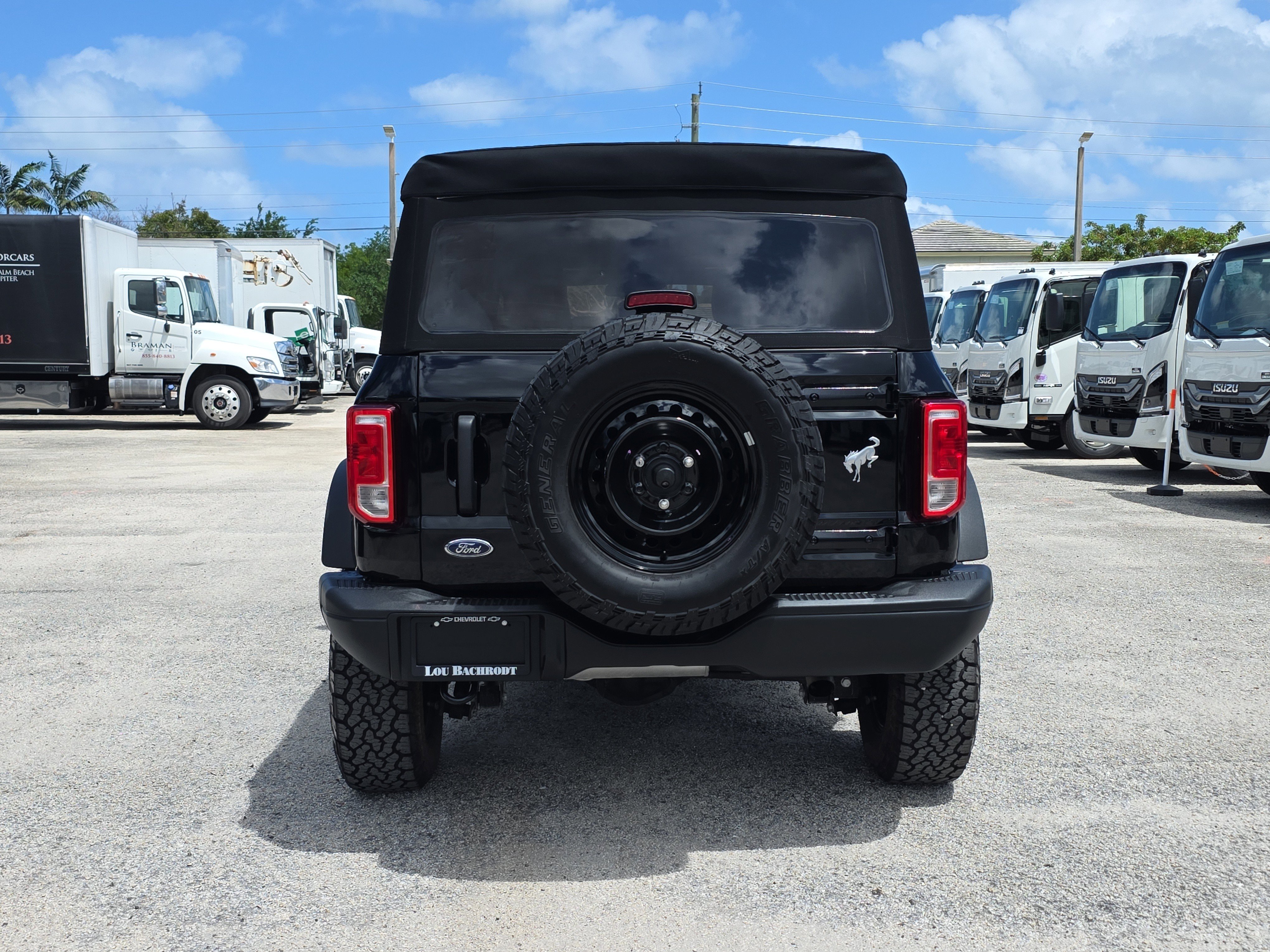 Used 2022 Ford Bronco Black Diamond image 6