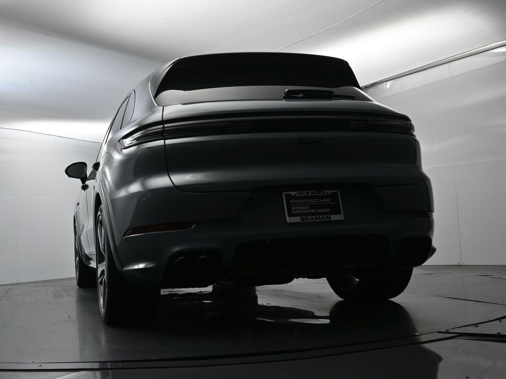 Used 2025 Porsche Cayenne Turbo image 54